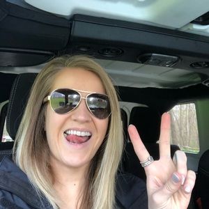 Meet your Posher, Kimberly